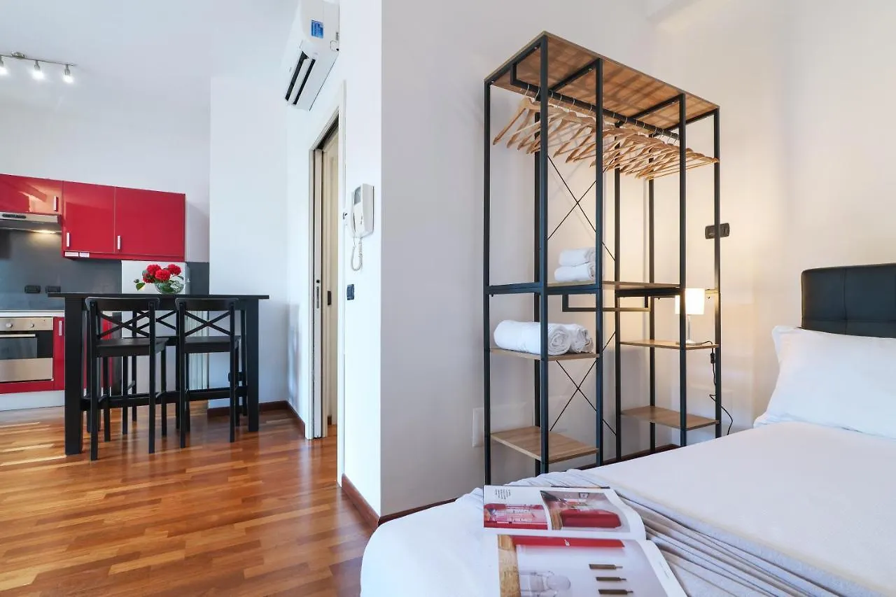 Contempora Apartments - Monolocale Con Terrazza Via F. De Sanctis, 41 ile iletişim