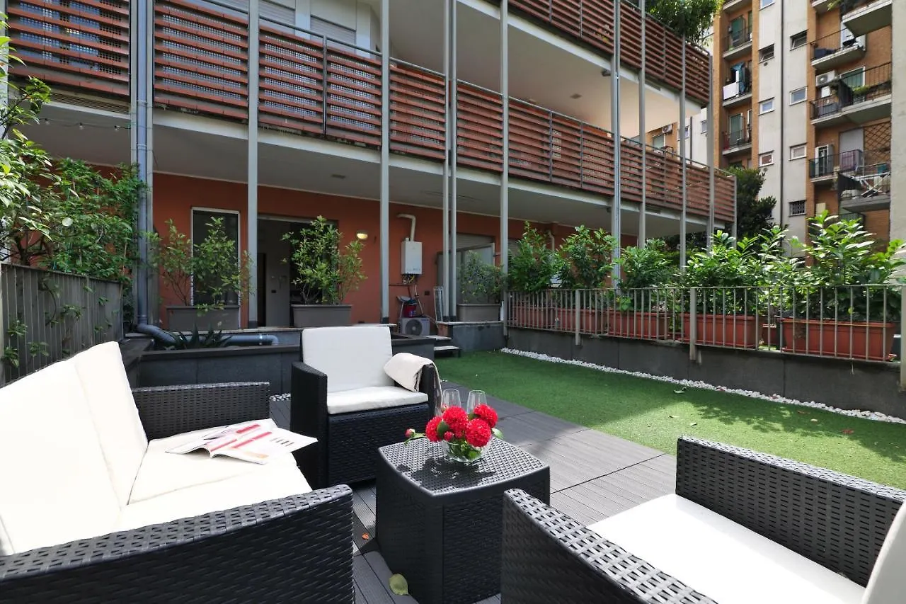 Contempora Apartments - Monolocale Con Terrazza Via F. De Sanctis, 41 Milano 0*,  İtalya